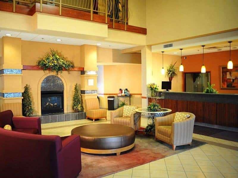 מלון La Quinta By Wyndham Springfield Airport Plaza מראה פנימי תמונה