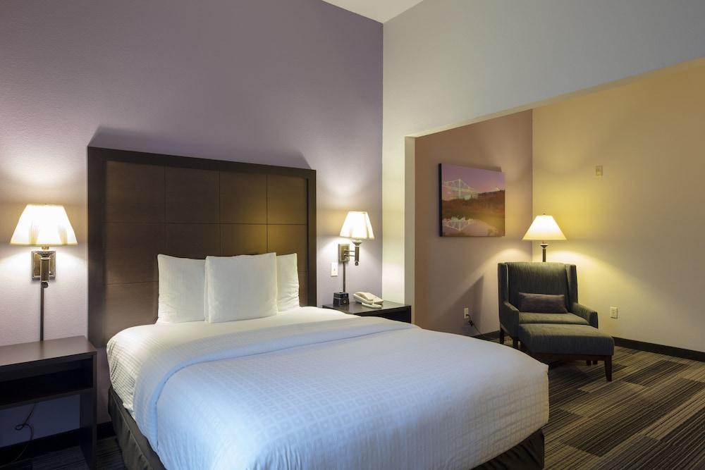מלון La Quinta By Wyndham Springfield Airport Plaza מראה חיצוני תמונה
