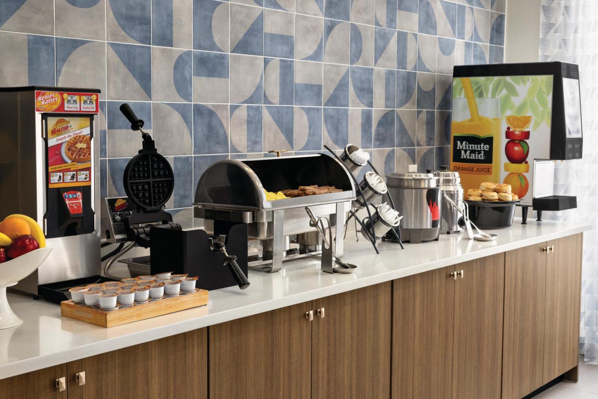מלון La Quinta By Wyndham Springfield Airport Plaza מראה חיצוני תמונה