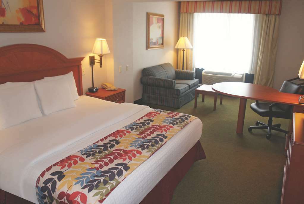 מלון La Quinta By Wyndham Springfield Airport Plaza חדר תמונה