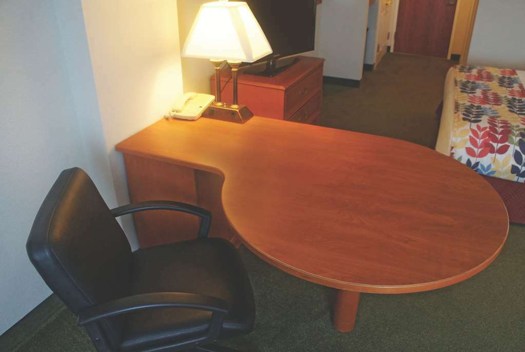מלון La Quinta By Wyndham Springfield Airport Plaza חדר תמונה